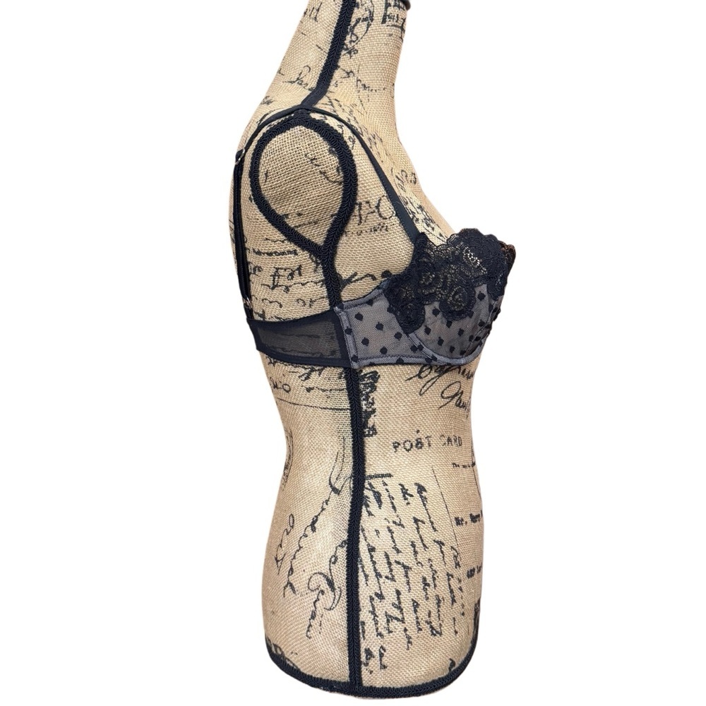 Victoria’s Secret Very Sexy Black Lace Balconet Bra Size 34D - Picture 3 of 9